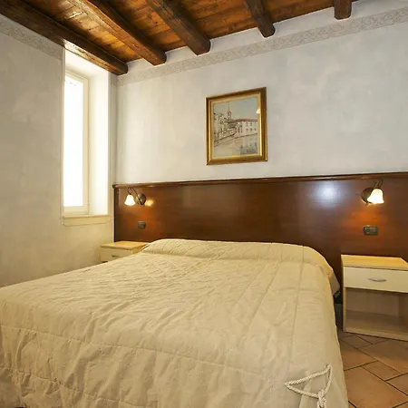 Lungolago Apartman *